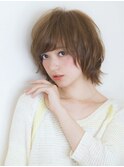 ナチュラル感たっぷりのラフショート