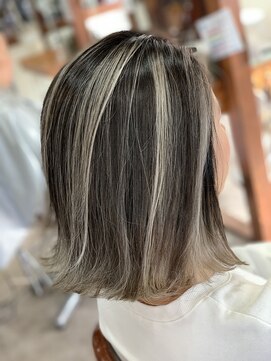 ヤソ(yaso) コントラスト強めバレイヤージュ