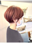 前髪あり耳掛け丸みくびれショートボブ20代30代40代50代