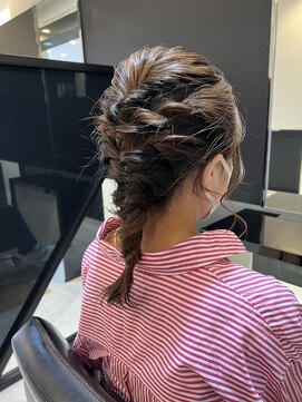 ディーヘアーデザイン(d.HAIR DESIGN) お呼ばれヘアセット×編みおろし×カジュアル