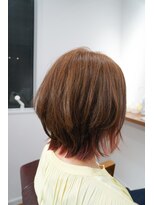 モアナ 逗子(MOANA)&nbsp;インナーカラーショートレイヤースタイル