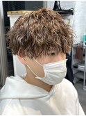 ツイストパーマツイストスパイラルパーマツーブロック刈り上げ