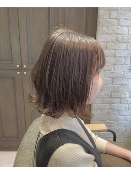 ティエル(TieLu) 波ふわ×パールグレージュ×外国人風