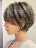 大人ショートボブショートカットココアアッシュくびれミディ