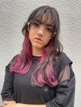 ヴァージ(Verge) レイヤーカット/ウェーブパーマ/前髪/こなれミディ[代官山駅]