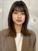 大人可愛いナチュラル外ハネミディ