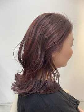 シダ(sida SAIIN) 20代30代ローズピンク