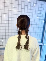 あみ下ろし　ツインテール　結婚式ヘア お呼ばれヘア
