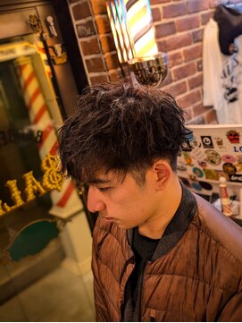 バレス 田町(BALES) <理容室>[メンズ/床屋/シェービング/ヘッドスパ/田町/芝浦]