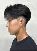 メンズセンターパートニュアンスパーマ毛流れ縮毛矯正刈り上げ
