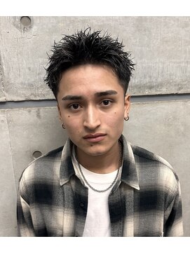 オーシャントーキョー ホワイト 原宿(OCEAN TOKYO WHITE) スパイキーショートベリーショート短髪アップバングフェード