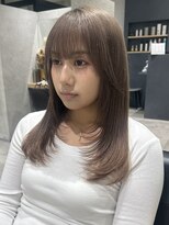 ラミエバイメルト 下北沢(lamie by melt)&nbsp;花田/ブリーチレイヤーロングハッシュカットミルクティー下北沢