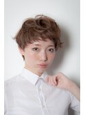 動きたっぷりマッシュショート