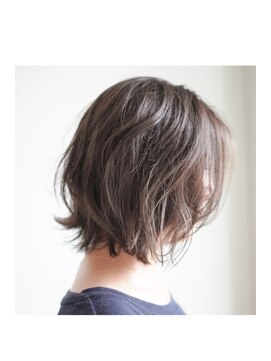 シカタ シーカ 鎌倉(CICATA/ShIKA.) 大人グレージュウェーブボブ【CICATA永田/鎌倉】