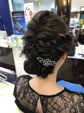 ヘアメイク ミラー(Hair Make MIRROR) ゆるっとアップ