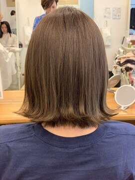 ディーカラー D-COLOR 外ハネボブ スタイル