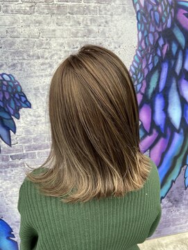 ブルーバイブレーション BlueVibration ボブ×ベージュ×ハイライト