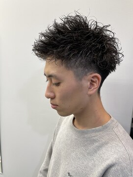 マール 矢場町(MARL) 束感ショート×スパイラルパーマ /簡単メンズスタイリング