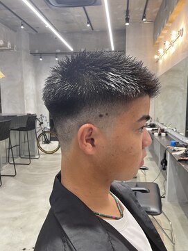 エフエム 明大前(FM) バーバー　ツーブロック/刈り上げ/アップバング/フェード