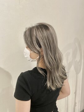 アンダーバーホワイト(_WHITE) バレイヤージュ×ホワイトカラー