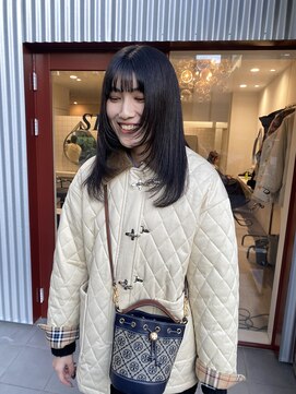 シイ(SIE) グレージュカラーレイヤーカット