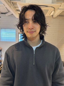 アミリ 代官山(AmiLi) メンズパーマ/メンズウルフ/センターパート【代官山】