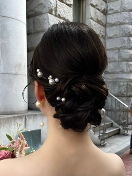 モカラ(MOKARA) シニヨン