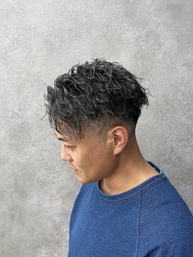 プラスイズム(PLUSISM) ショートツイストスパイラルパーマ