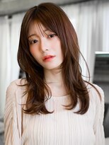レノラ 本町(LENORA)&nbsp;ロングレイヤーロングパーマデジタルパーマ大人可愛い薄めバング