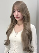 ビューシンサイバシ(VIEW SHINSAIBASHI)&nbsp;ミルクティーベージュレイヤー顔周りイメチェン10代20代30代