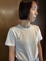 ヨロヘアー(YOLO hair) 切りっぱなしボブ/ミニボブ