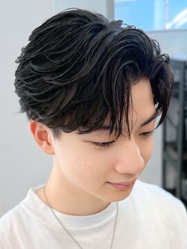 バース バイ ハピネス(BIRTH by happiness) 奈良men'sフェザーパーマフェザーショート