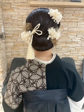 アロマ ヘアー ルーム 新宿店(AROMA hair room) 成人式/卒業式セット/和装/袴/お団子アレンジ/花かんむり/着付け