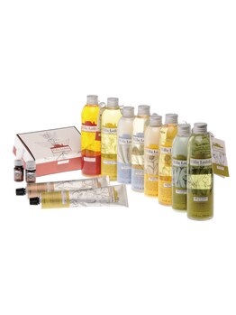 繰り返しても美しく艶やかに、頭皮・髪にも優しい92％天然由来のオーガニックカラー☆