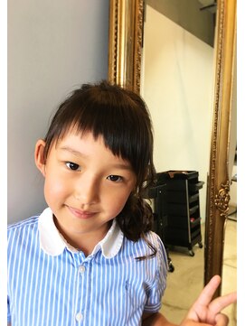 プリーモ ヘアー レガロ(Primo hair REGALO) 【kidsモデル】アシメバング×アレンジ