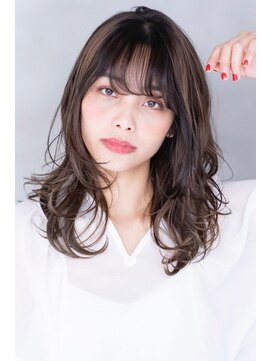 エイミー(Aimee) Aimee グロッシーカール×ハイライトディープベージュ