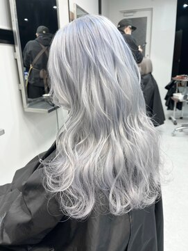 ペレ 渋谷(PELE) K225_ホワイトブルー ブリーチ3回~