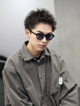 フィフス トウキョウ (fifth TOKYO) ビジネスショートスパイキーショートパーマツーブロック刈り上げ