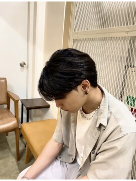 フリーラ 表参道(freera) センターパートショートウルフ