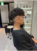 スペインカール　フェードカット　メンズパーマ　メンズカット