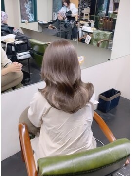 エミタス 三年坂(Emitas) 色気のある韓国ヘア【和歌山美容室】レイヤーカット