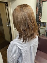 リラ バイ クオーレ(LIRA by CUORE)&nbsp;レイヤーカット