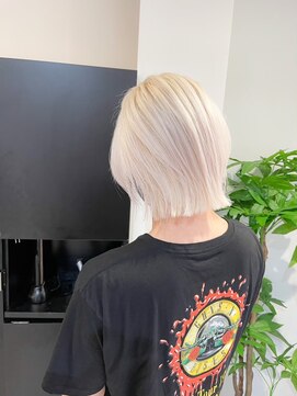 ロイス 渋谷(ROIS) ボブルフ/ネビージュ/小顔/ワンレン/スモーキーアッシュ[渋谷駅]