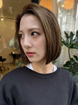 アミー 駒澤(Ammy komazawa) #切りっぱなしボブ #前下りボブ #顔周りレイヤー #小顔カット