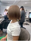 ハイライトカラーミルクティーベージュレイヤーカット