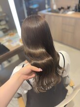 モノリス 武蔵小杉(MONOLITH.) 透明感ベージュ