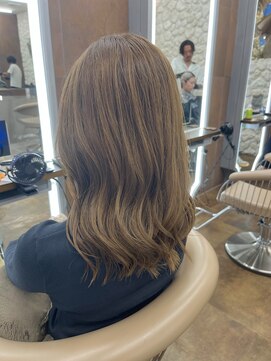 シャル 平塚(shalu) ハイトーンミルクティーラテ【高綱】