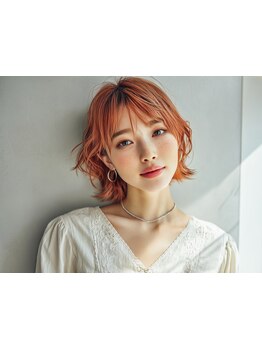 ケアブリーチ使用で白髪ぼかし、ハイライトのダメージ最小限に！透明感のあるカラーで周りと差がつく！