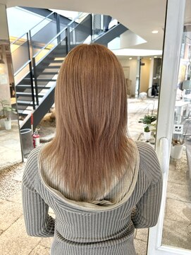 サンエンヘアー(lll_en hair) ピンクベージュ