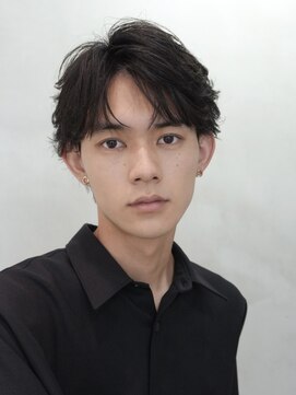 バイフィフス 原宿/表参道(by fifth) フェザーパーマニュアンスパーマ大人メンズカットセンターパート